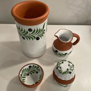 ⭐️Host Pick⭐️ Set of pottery- wine chiller, creamer, bowl, sugar bowl & lid.